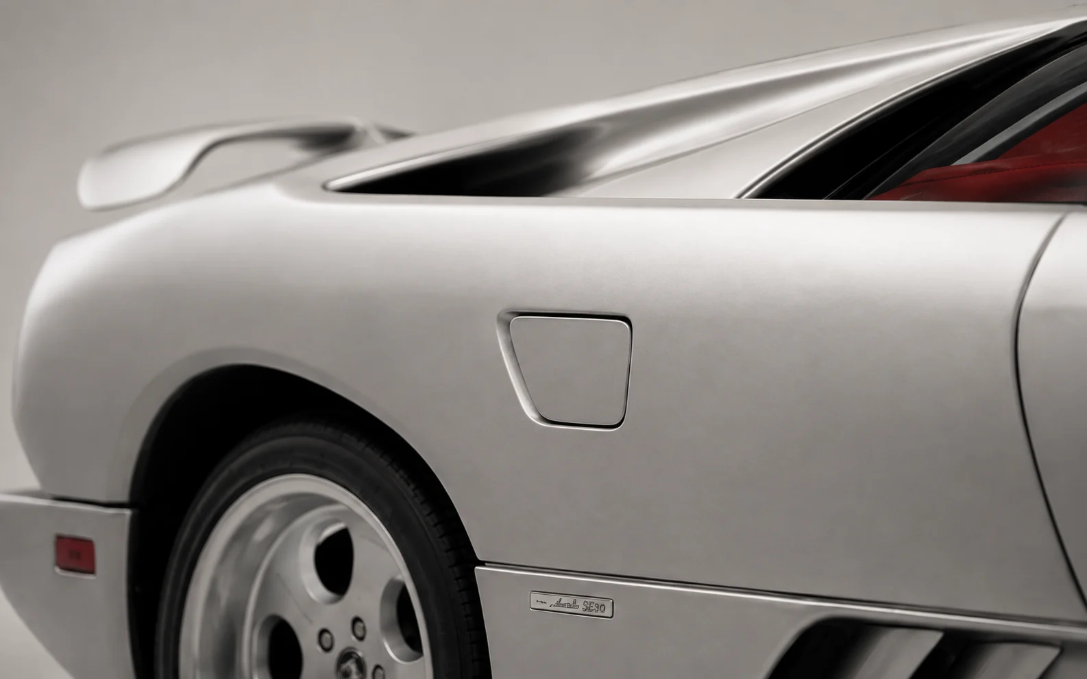 Lamborghini Diablo SE30, chassis 12049, gallery frame 15