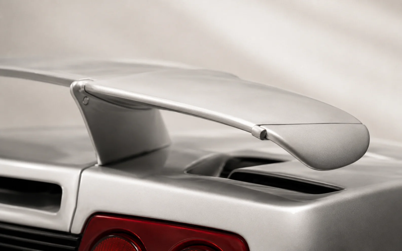 Lamborghini Diablo SE30, chassis 12049, gallery frame 31