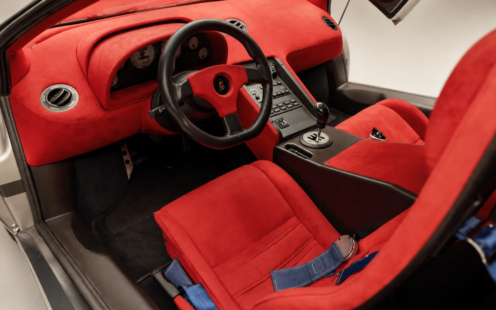 Lamborghini Diablo SE30, chassis 12049, gallery frame 40